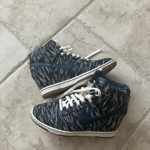 Women’s Nike Dunk Sky Hi Top Hidden Heal Sneakers